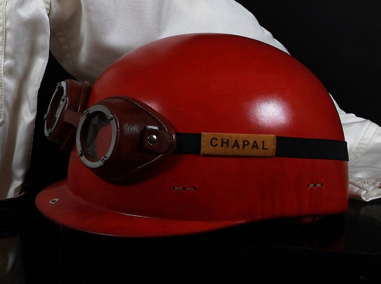 Chapal Vintage Racing Helmet Leder